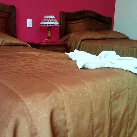 San Cristóbal de Las Casas Hotel Posada Las Rosas מראה חיצוני תמונה