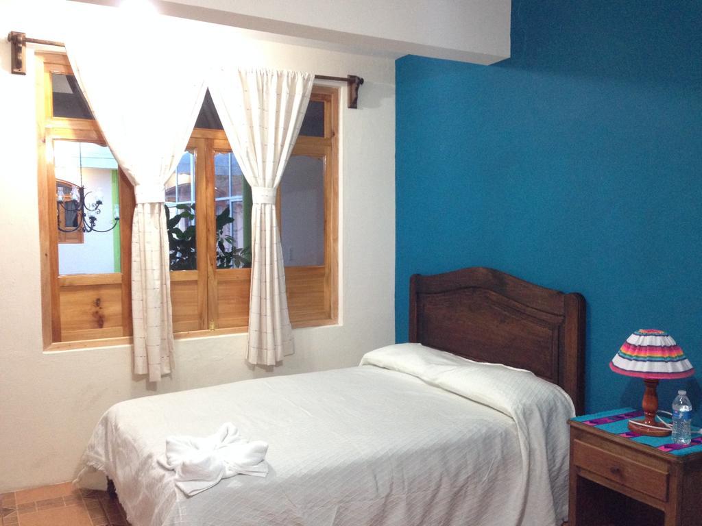 San Cristóbal de Las Casas Hotel Posada Las Rosas חדר תמונה