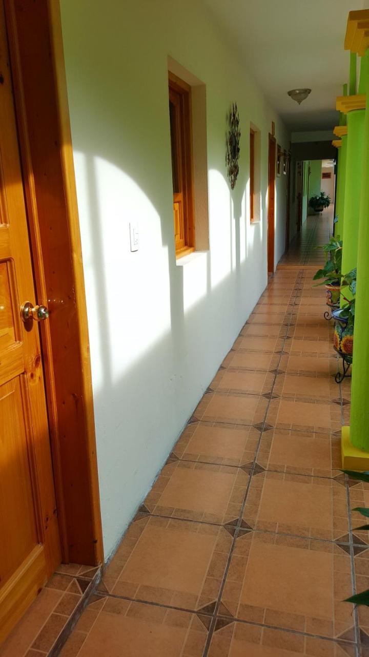San Cristóbal de Las Casas Hotel Posada Las Rosas מראה חיצוני תמונה